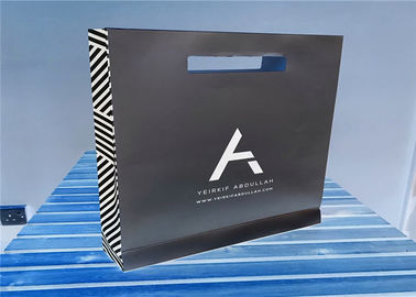 CMYK Printing Retail Store Paper Gift Bags With Glossy Lamination